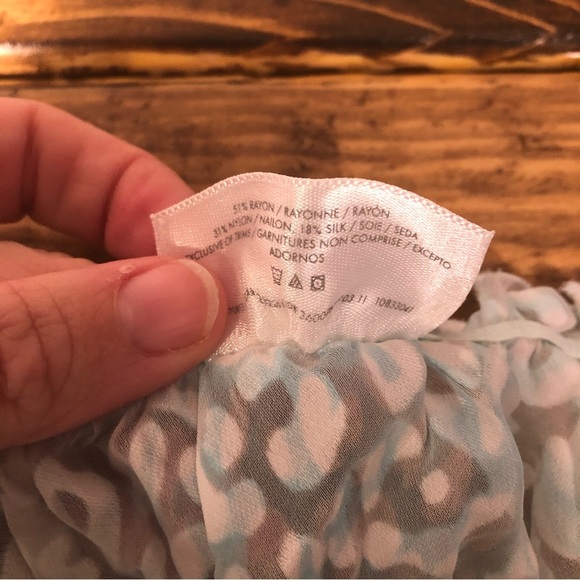 Victoria Secret I Do Collection Blue Leopard Top Size Large - Picture 5 of 8